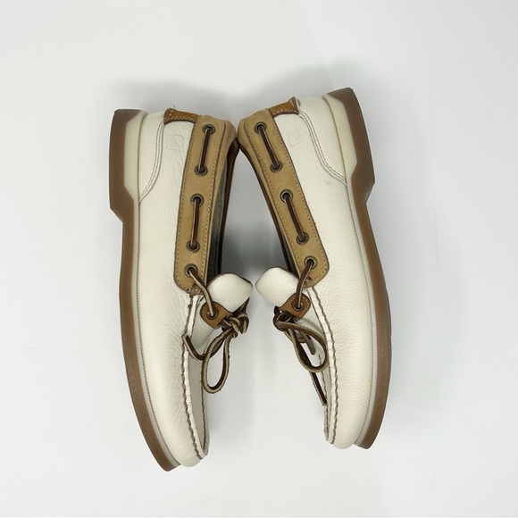 SPERRY leather classic boat shoes, white/cream and brown color - Picture 6 of 16